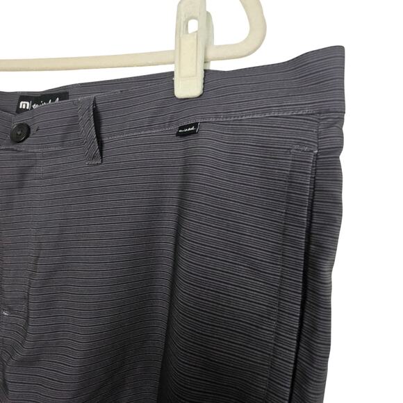 Travis Mathew Shorts Gray Striped Shorts with Pockets Men 40 - Picture 3 of 5